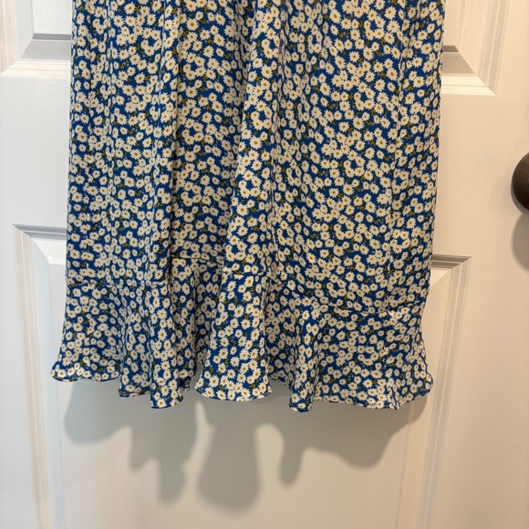 NWT Lulus Darling Daisies Blue Floral Print Midi Dress - Size M - Picture 11 of 12